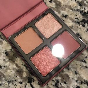 NWT Viseart Petit Fours - Framboise